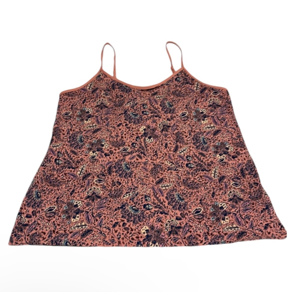 Torrid- Womens plus size tank top size 4x, P2P 23-24”